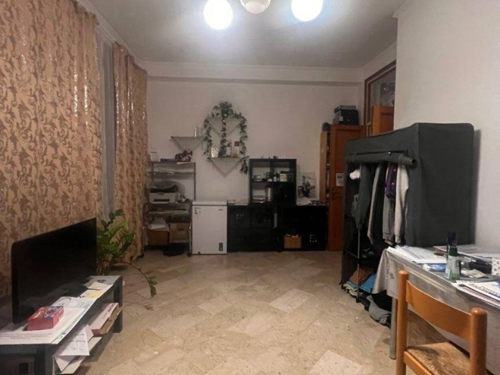 Appartamento a Mantova in Via Giosuè Carducci, 57 - Foto 2
