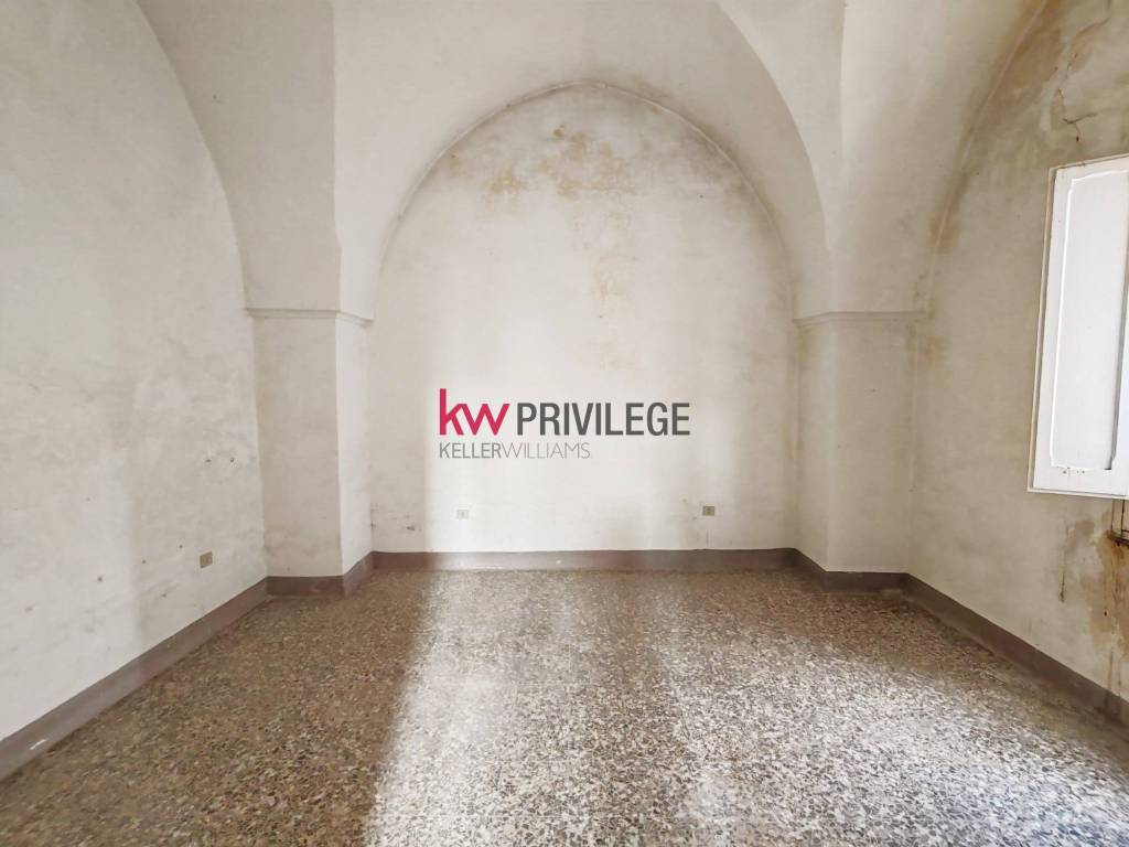 Appartamento a Francavilla fontana in Via Laura, 25 - Foto 5