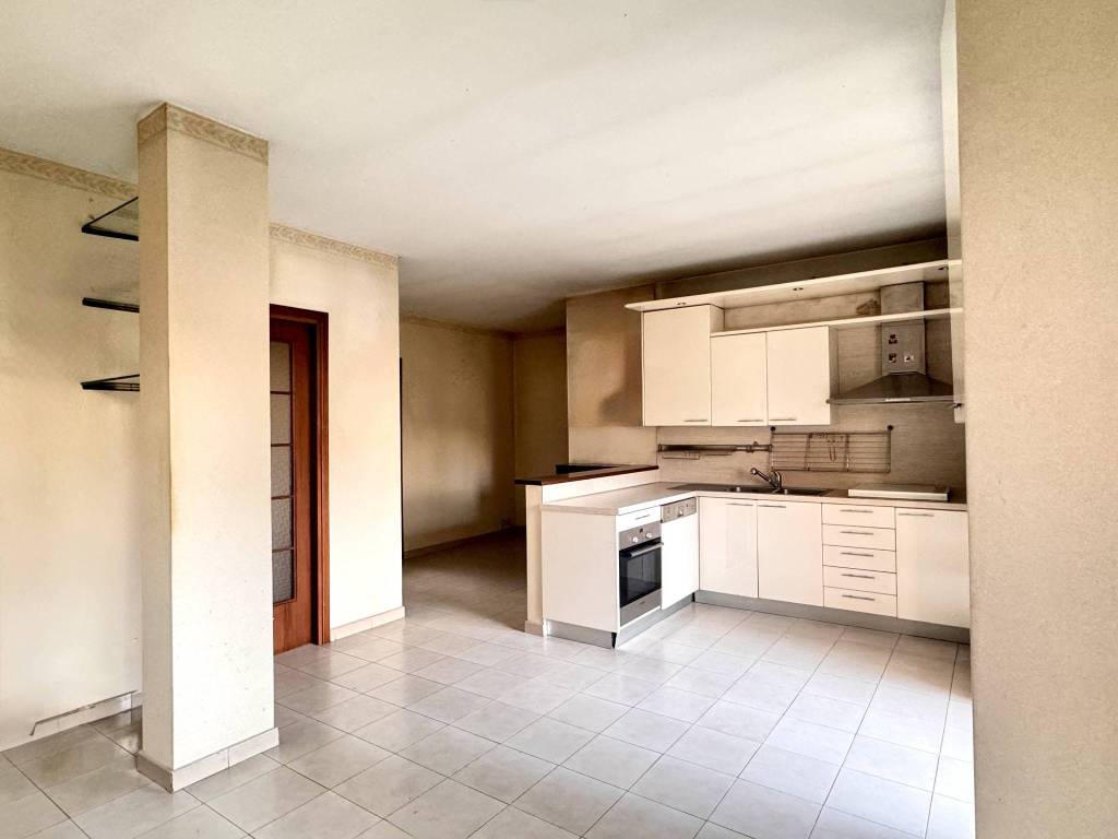 Appartamento a Settimo torinese in Viale Piave, 12 - Foto 2