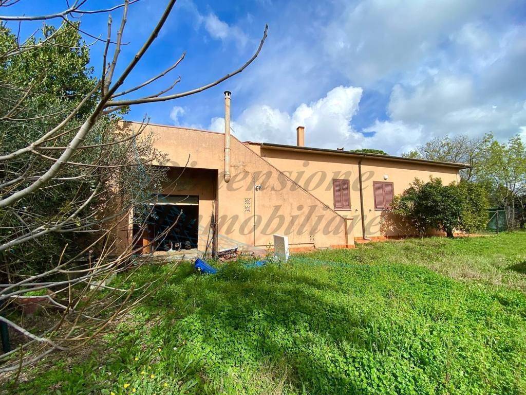 Villa a Cecina in Via Monte Marmolada - Foto 3