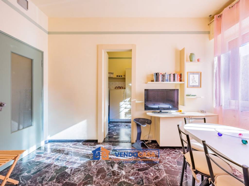 Appartamento a Spotorno in Piazza Verne, 4 - Foto 3