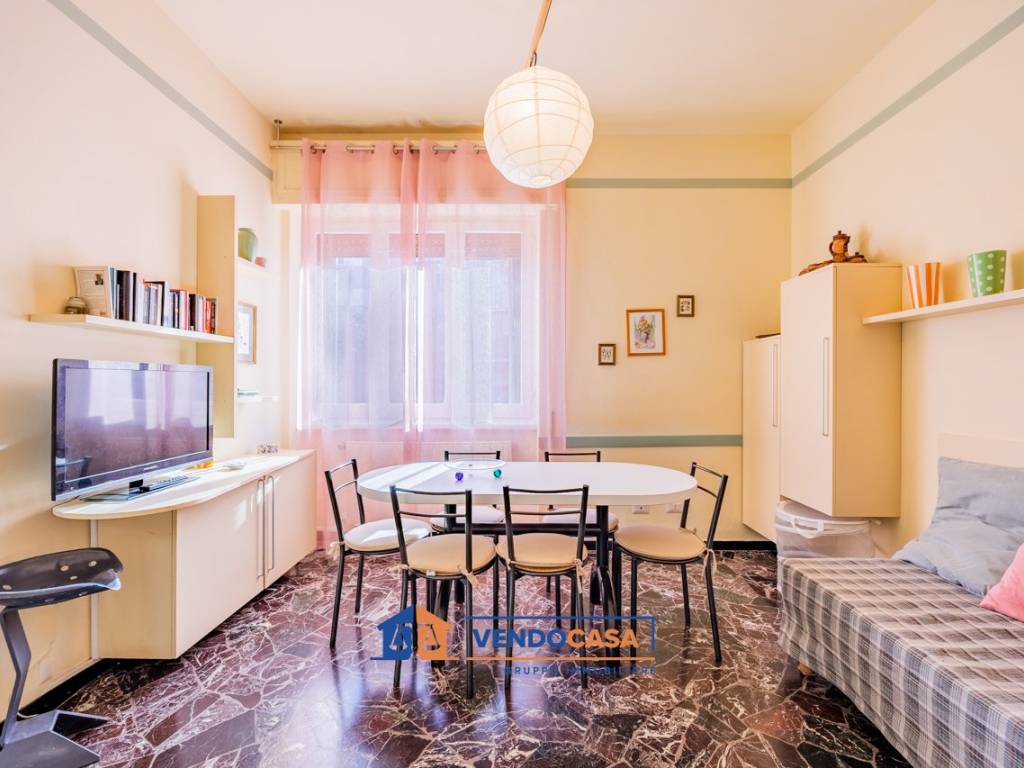 Appartamento a Spotorno in Piazza Verne, 4 - Foto 4