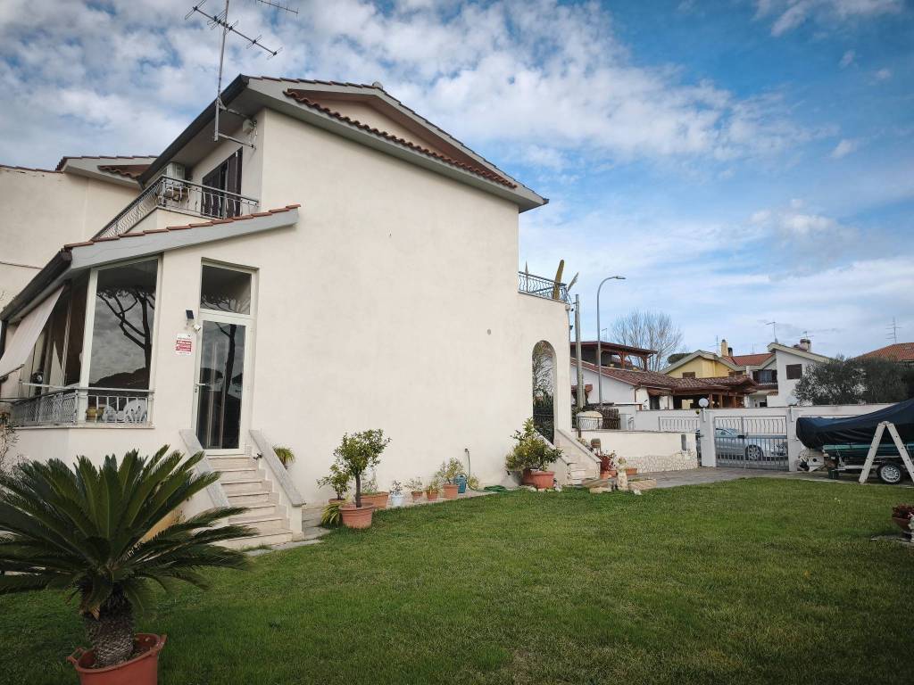 Villa a Ardea in Viale Corona Boreale - Foto 3