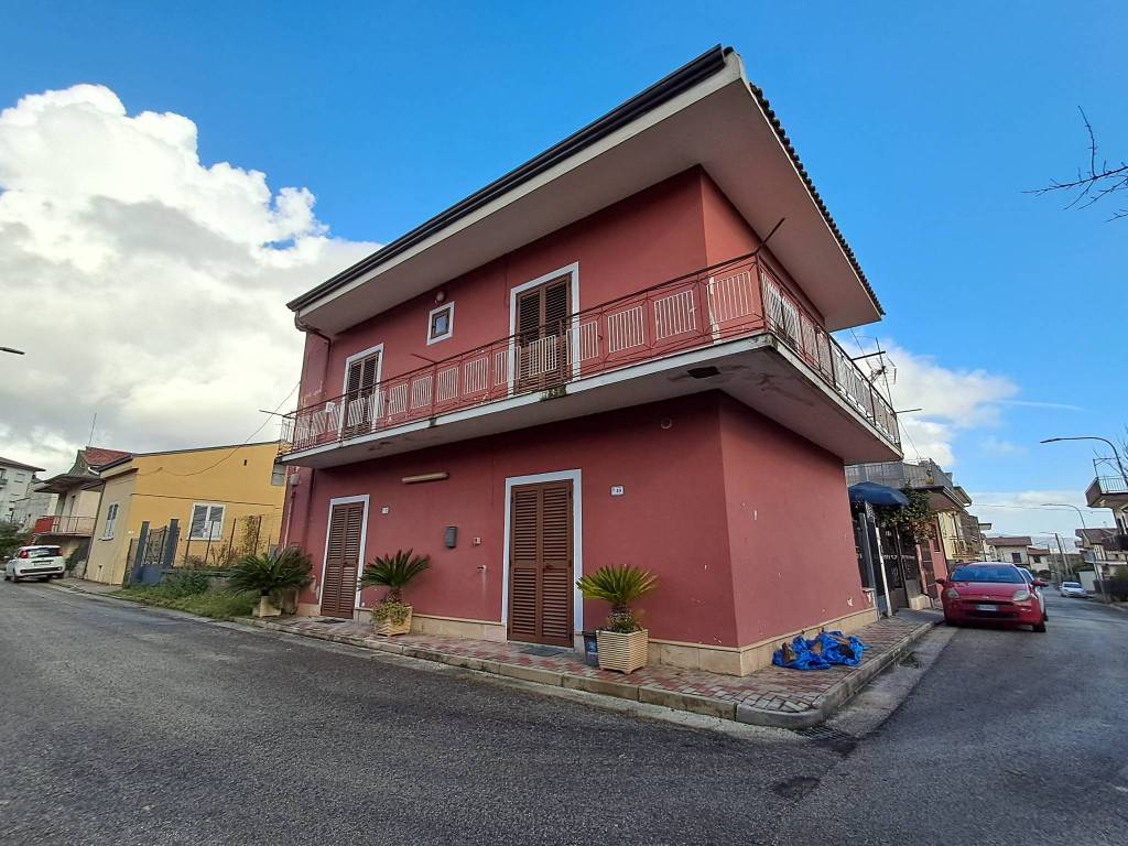 Casa indipendente a Airola in Via Casale di Sopra - Foto 2