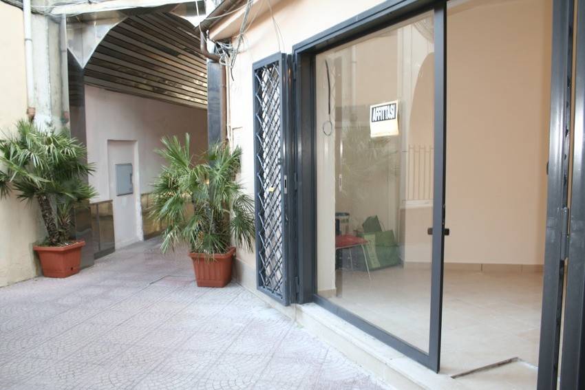 Immobile a Terracina in Via Roma, 78 - Foto 2