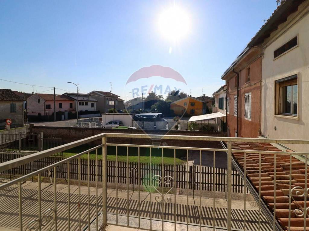 Appartamento a Boretto in VIA FRATELLI CERVI, 32 - Foto 4