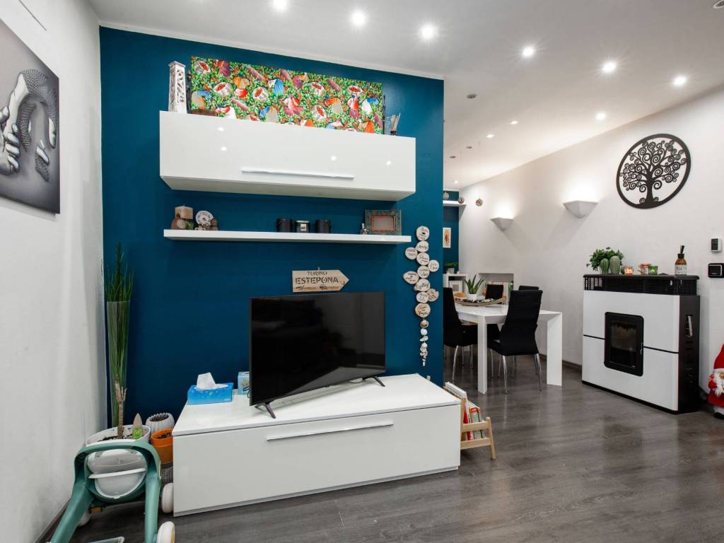 Appartamento a Collegno in Via Marco Minghetti, 6 - Foto 3