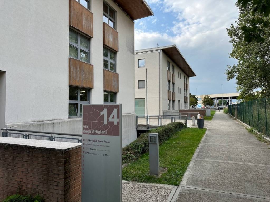 Immobile a Este in Via degli Artigiani 14 - Foto 2