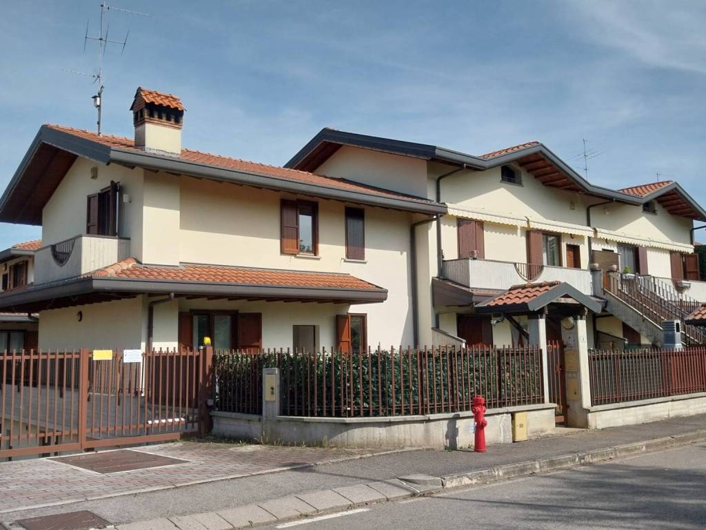 Villa a Bonate sotto - Foto 2
