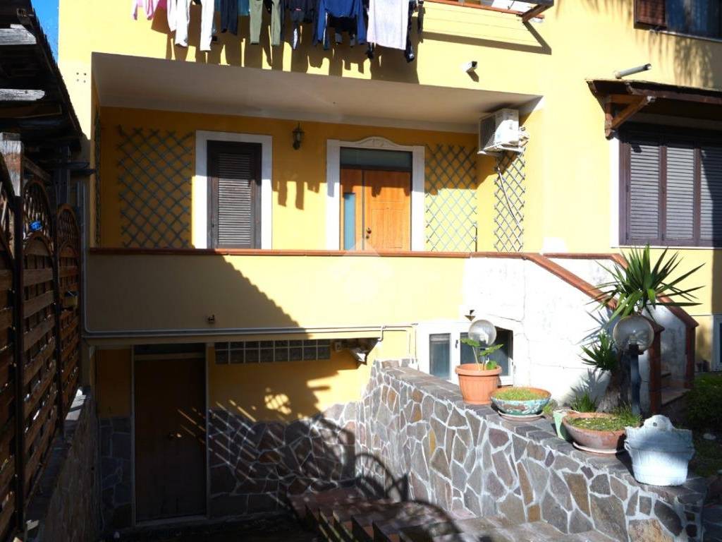 Casa indipendente a Battipaglia in Via Spineta - Foto 2