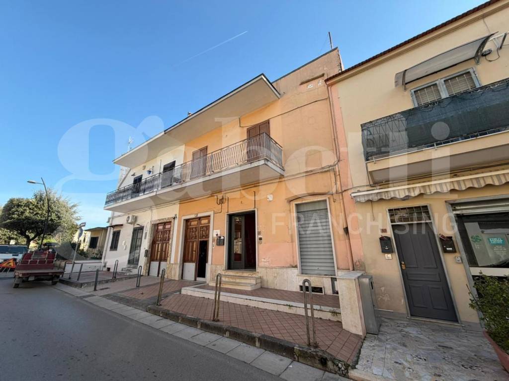 Casa indipendente a Scafati in VIA ALCIDE DE GASPERI, SNC - Foto 2