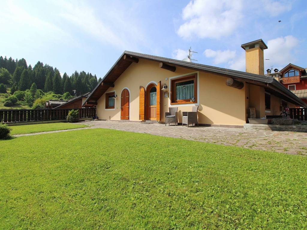 Villa a Gallio in Via Alessandro Manzoni - Foto 2