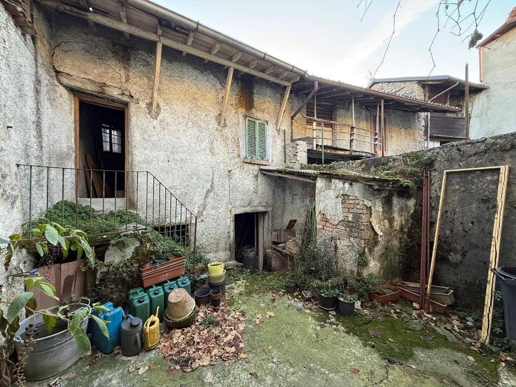 Rustico / casale a Valbrona in Via Vigna, 8 - Foto 4