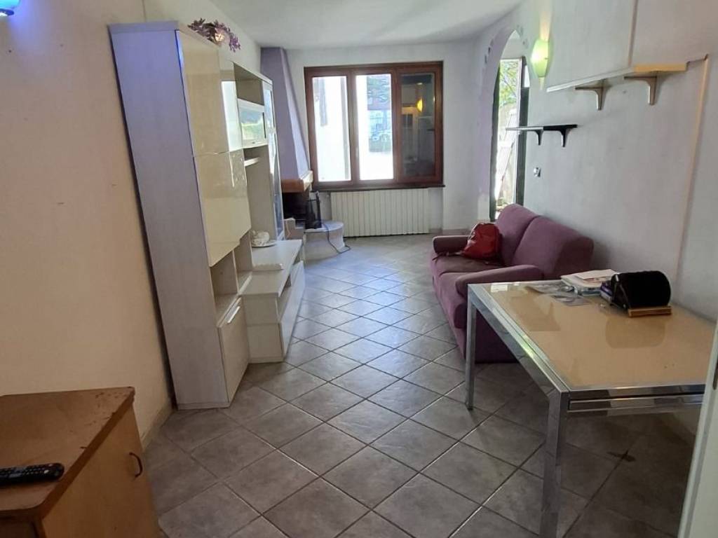 Casa indipendente a Collesalvetti in Via Don Luigi Sturzo - Foto 4