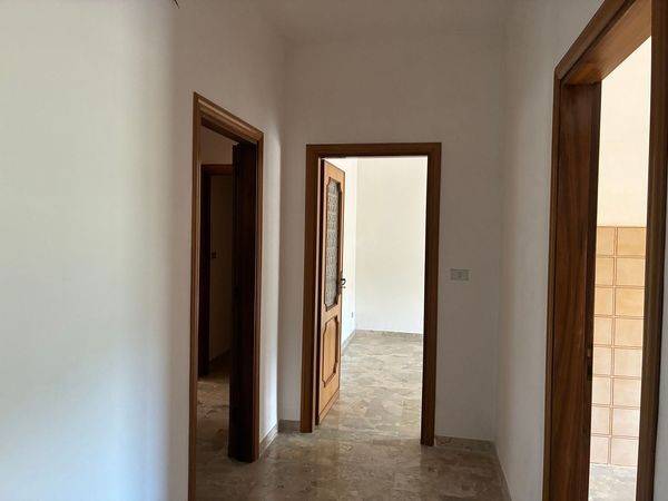 Appartamento a Ceglie messapica in Via San Paolo della Croce - Foto 2