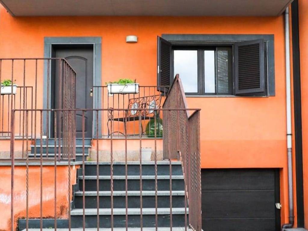 Appartamento a Valverde in via Nino Martoglio , 18 - Foto 3