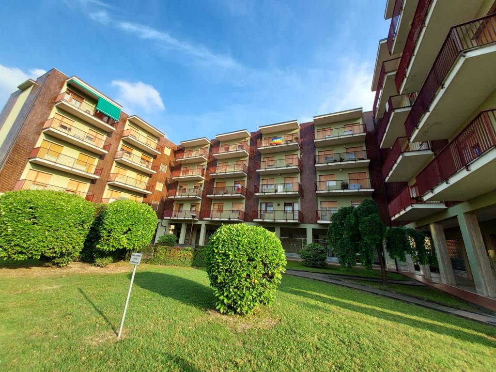 Appartamento a Carmagnola in Via Fossano - Foto 3