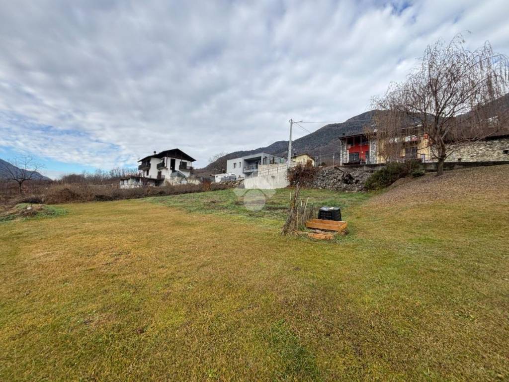 Terreno a Castione andevenno in Via Canovi - Foto 2