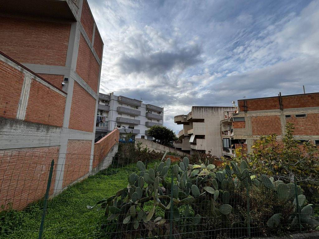 Terreno a Spadafora in Via Seconda Grangiara - Foto 4