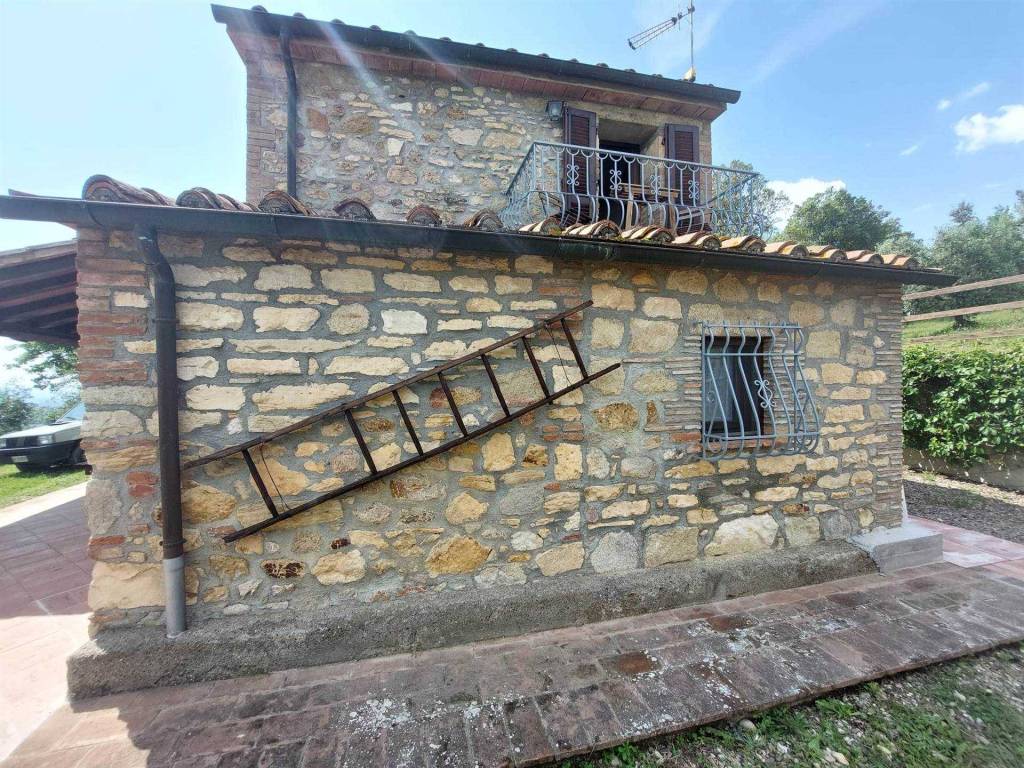 Rustico / casale a Roccastrada - Foto 2