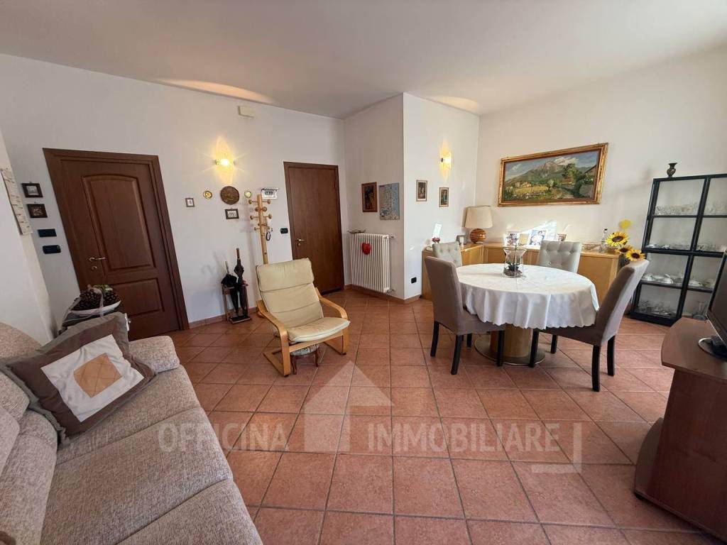 Appartamento a Colico in Via Municipio, 23 - Foto 3
