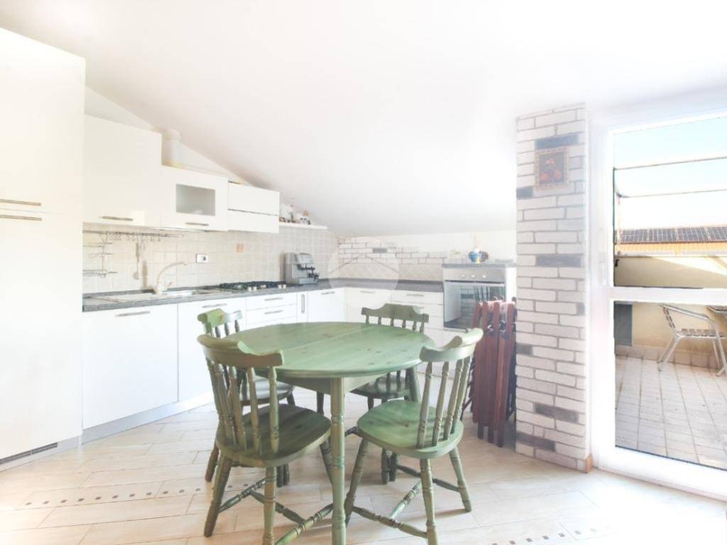 Appartamento a Alba adriatica in Via Gorizia, 8 - Foto 4