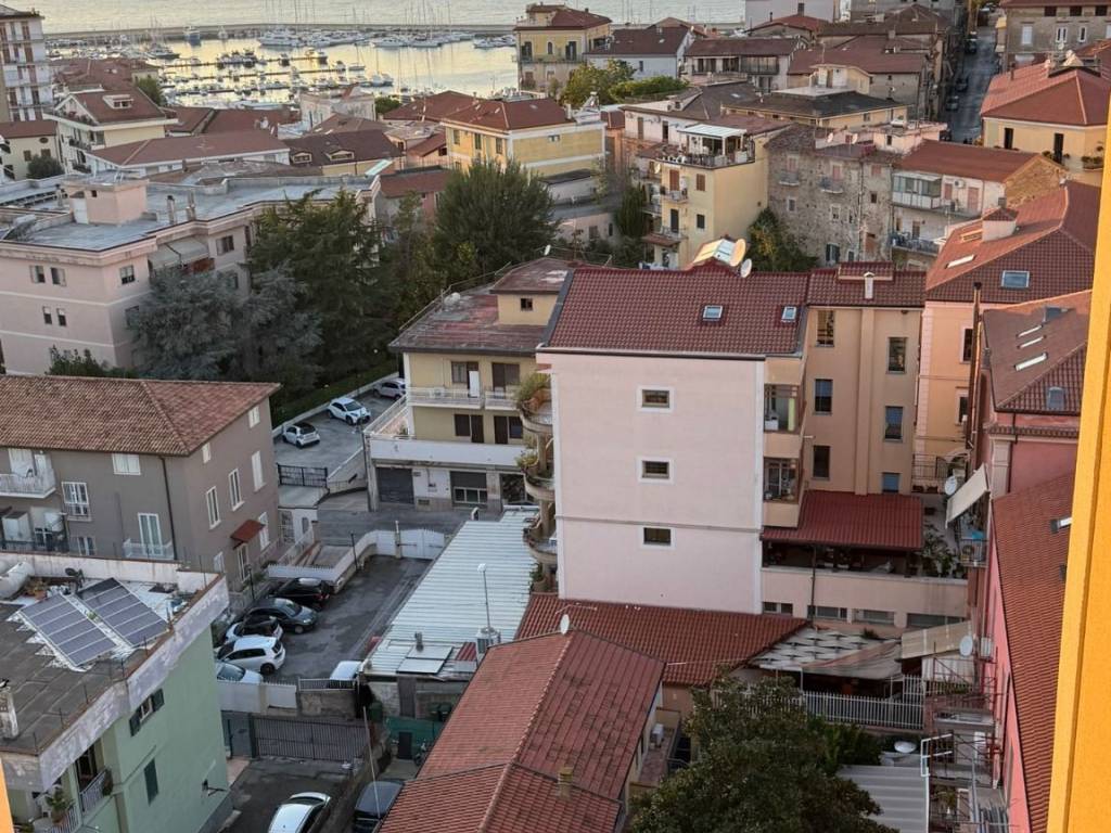 Appartamento a Agropoli in Piazza Vittorio Veneto - Foto 2