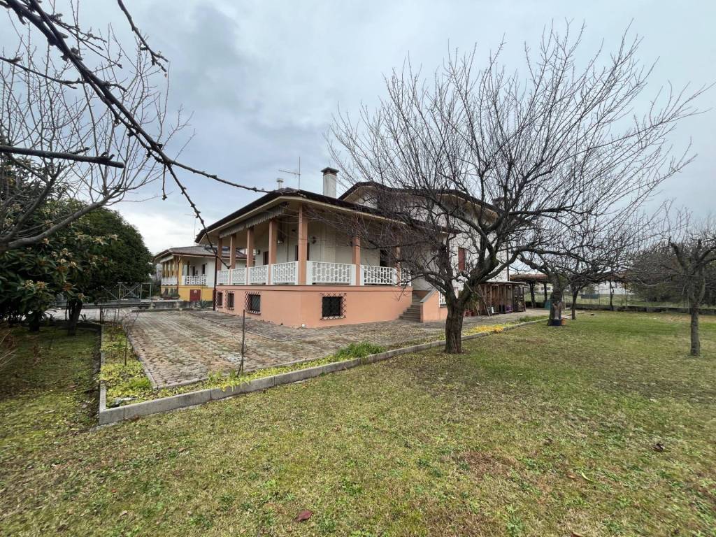 Villa a Pasian di prato in Via Bonavilla, 19 - Foto 2