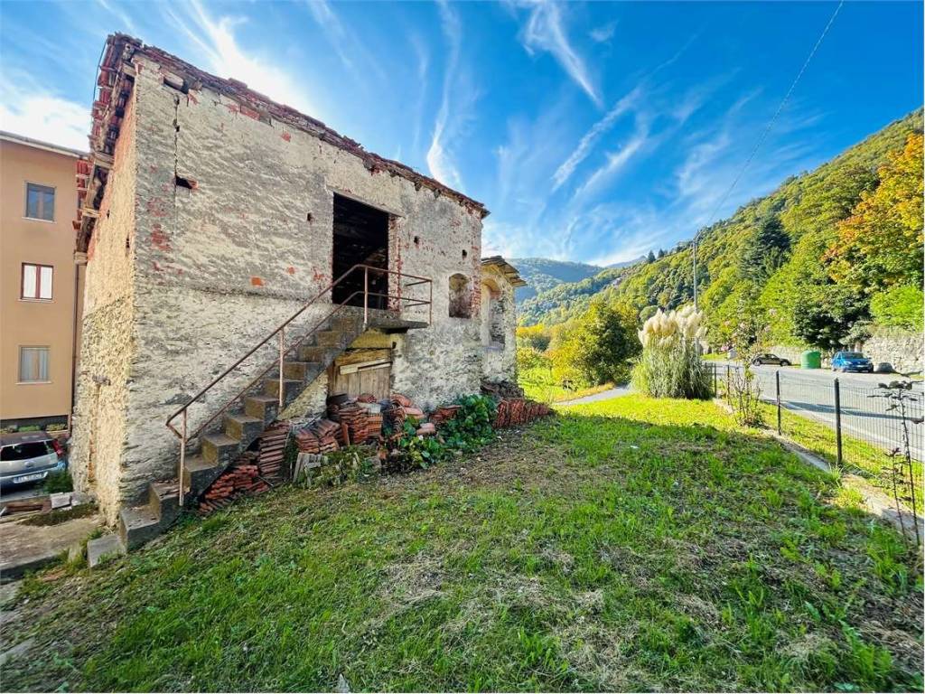Casa indipendente a Ormea in Viale Piaggio - Foto 3
