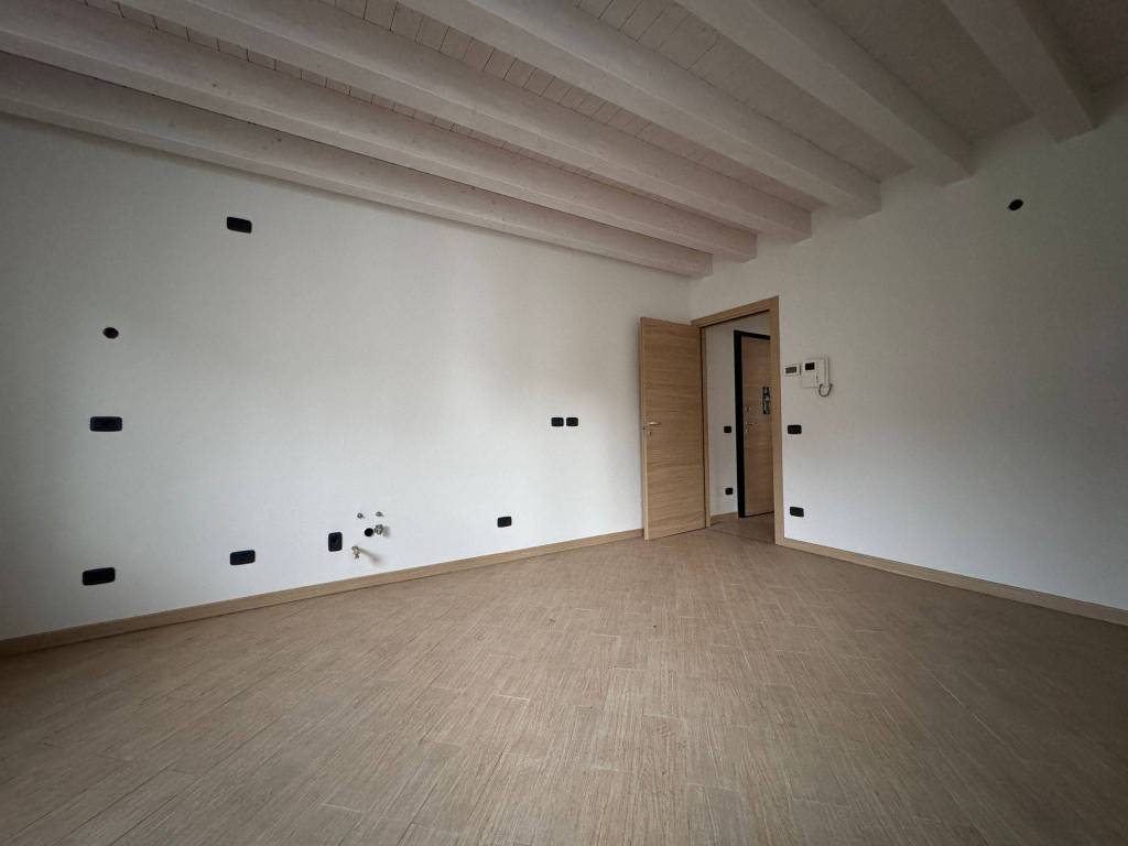 Appartamento a Oltre il colle in Via Roma, 439 - Foto 2