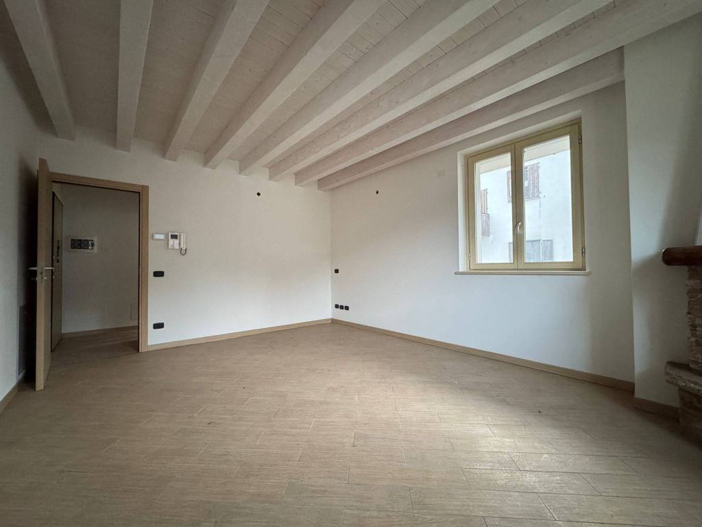 Appartamento a Oltre il colle in Via Roma, 439 - Foto 4