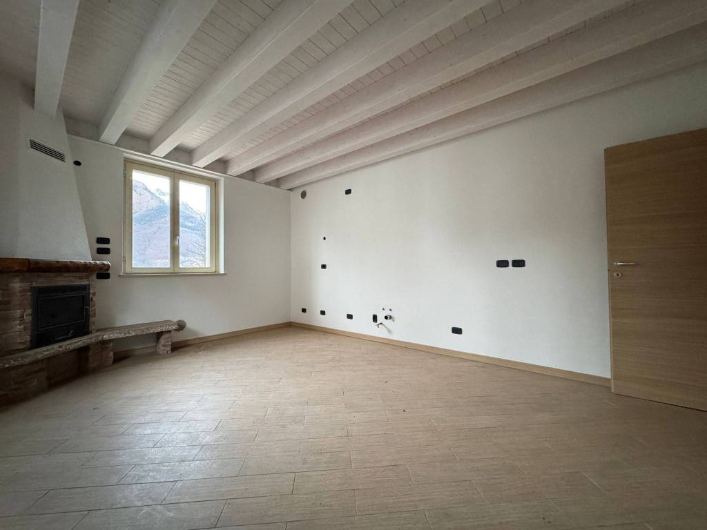 Appartamento a Oltre il colle in Via Roma, 439 - Foto 5