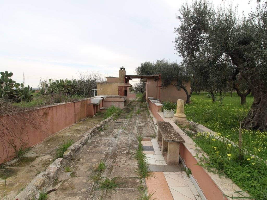 Villa a Grottaglie in Strada Comunale Esterna delle Pastane - Foto 2