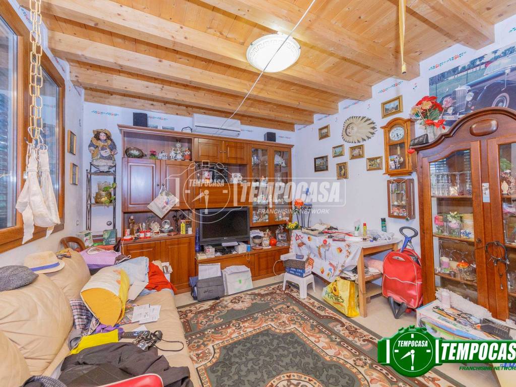 Casa indipendente a Binasco in Strada Statale dei Giovi - Foto 2