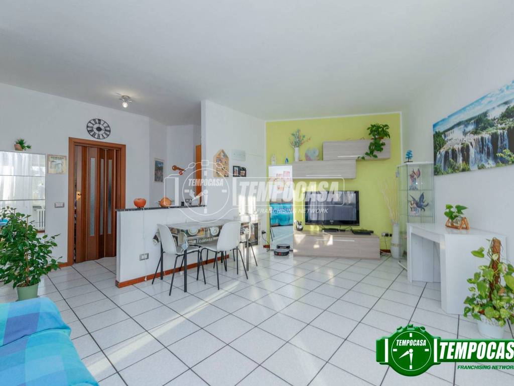 Appartamento a Binasco in Via Marconi - Foto 5