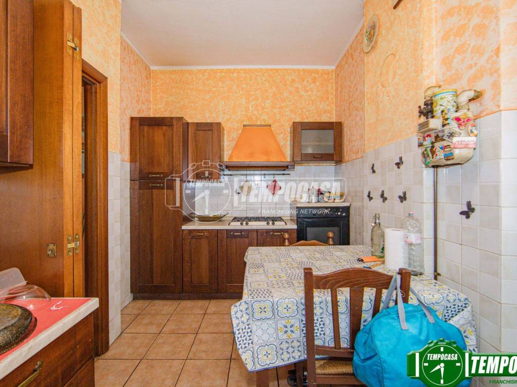 Appartamento a Voghera in Via Tortona - Foto 4