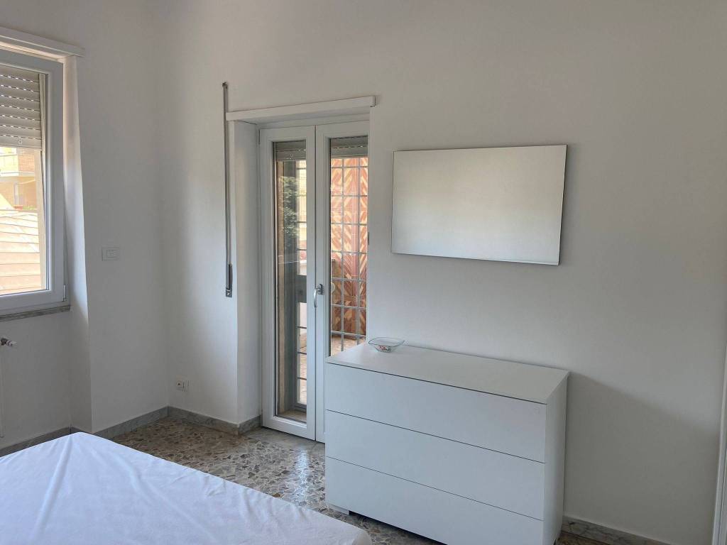 Appartamento a Pomezia in Viale Spagna, 59 - Foto 4