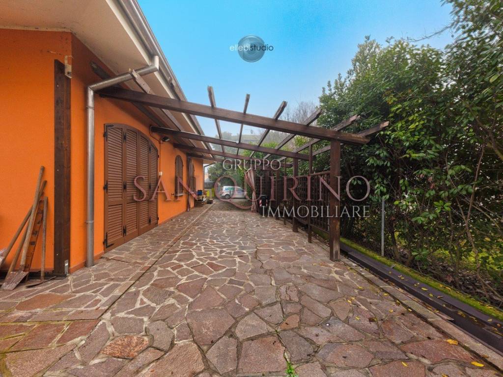 Villa a Rolo in Via Puccini, 3 - Foto 4