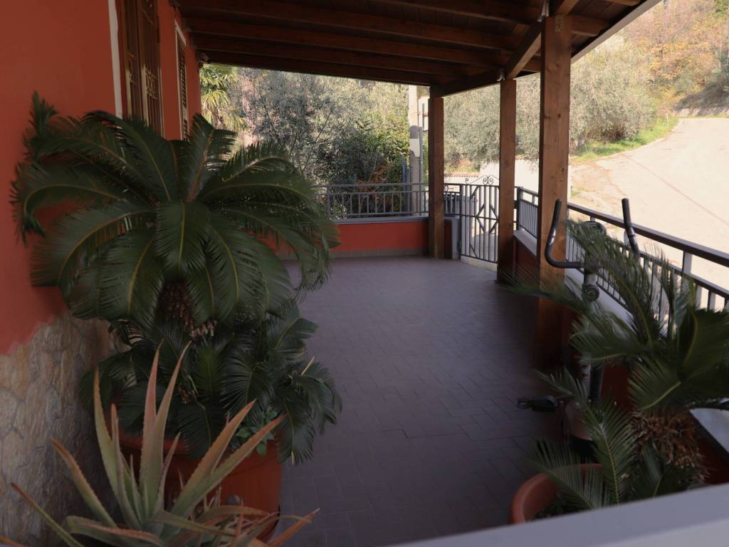 Villa a Cervino in Via Lucio Pompeo Felicissimo, 25 - Foto 5