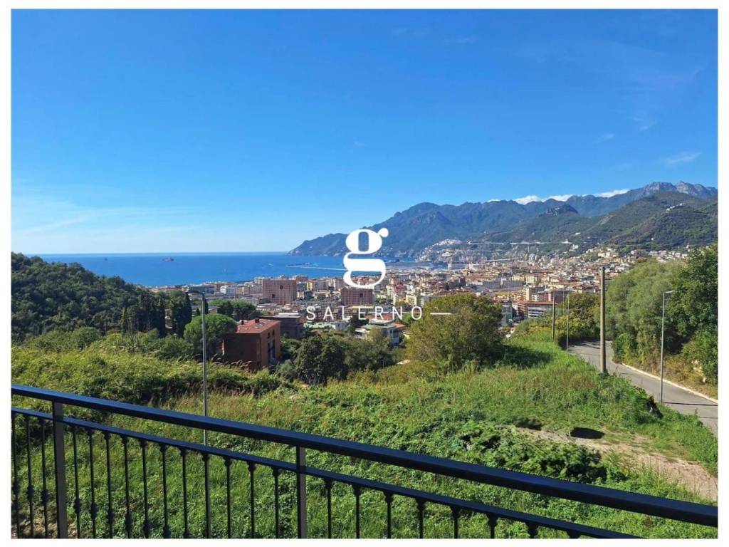 Appartamento a Salerno in Via Panoramica - Foto 2
