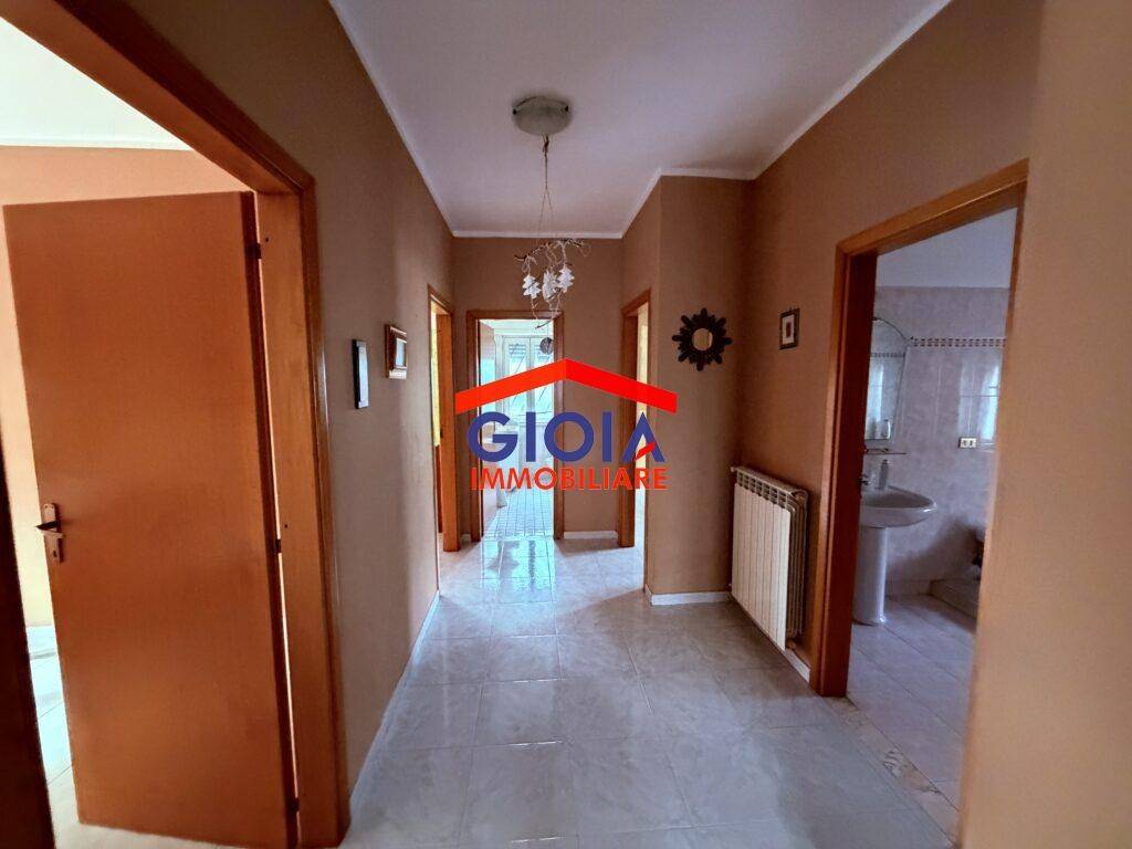 Appartamento a Mondragone in Via Eccidio delle Cementare - Foto 4