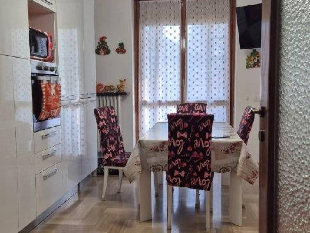 Appartamento a Pioltello in Via Antonio Canova - Foto 4