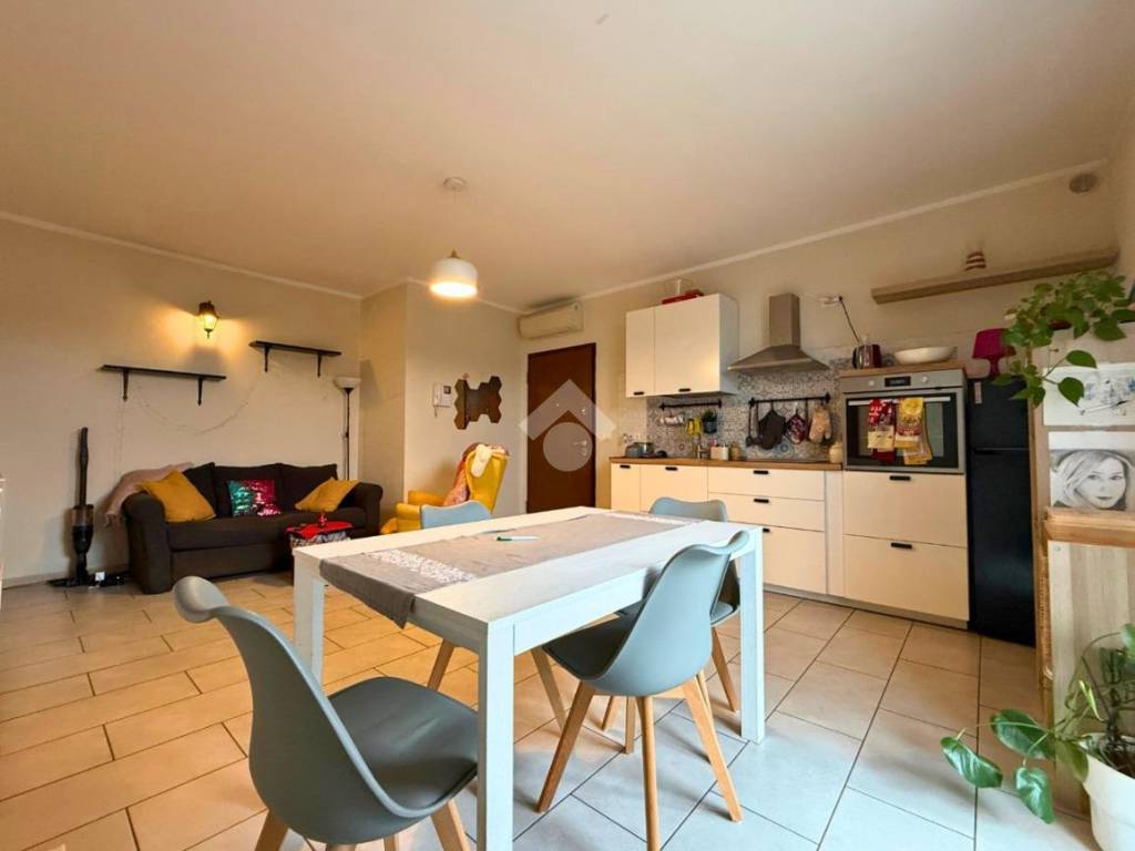 Appartamento a Dalmine in Via Bastone, 143 - Foto 4