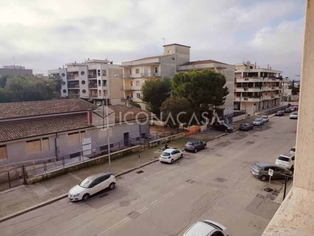 Appartamento a Conversano in Via Padre Michele Accolti Gil - Foto 2