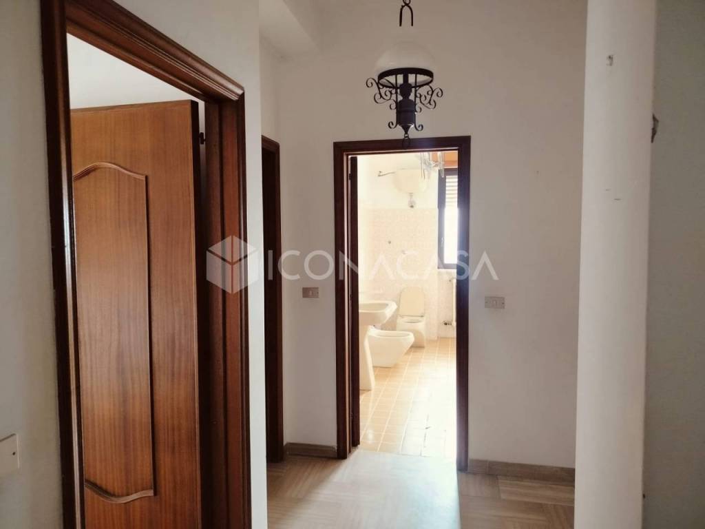Appartamento a Conversano in Via Padre Michele Accolti Gil - Foto 3