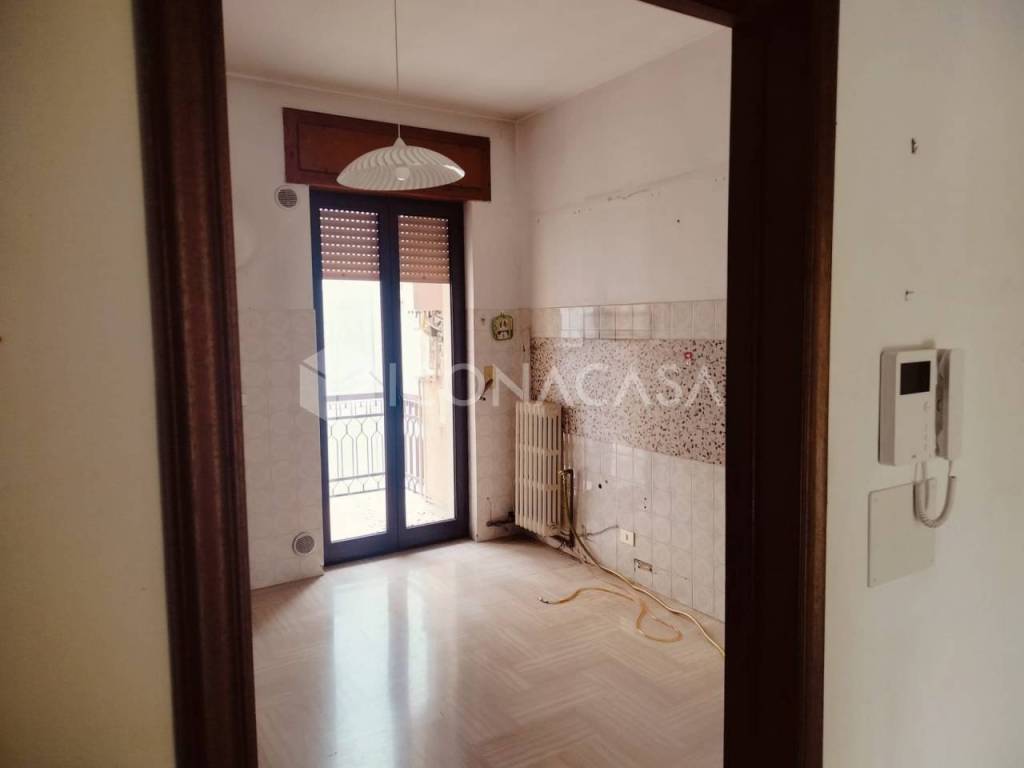 Appartamento a Conversano in Via Padre Michele Accolti Gil - Foto 5
