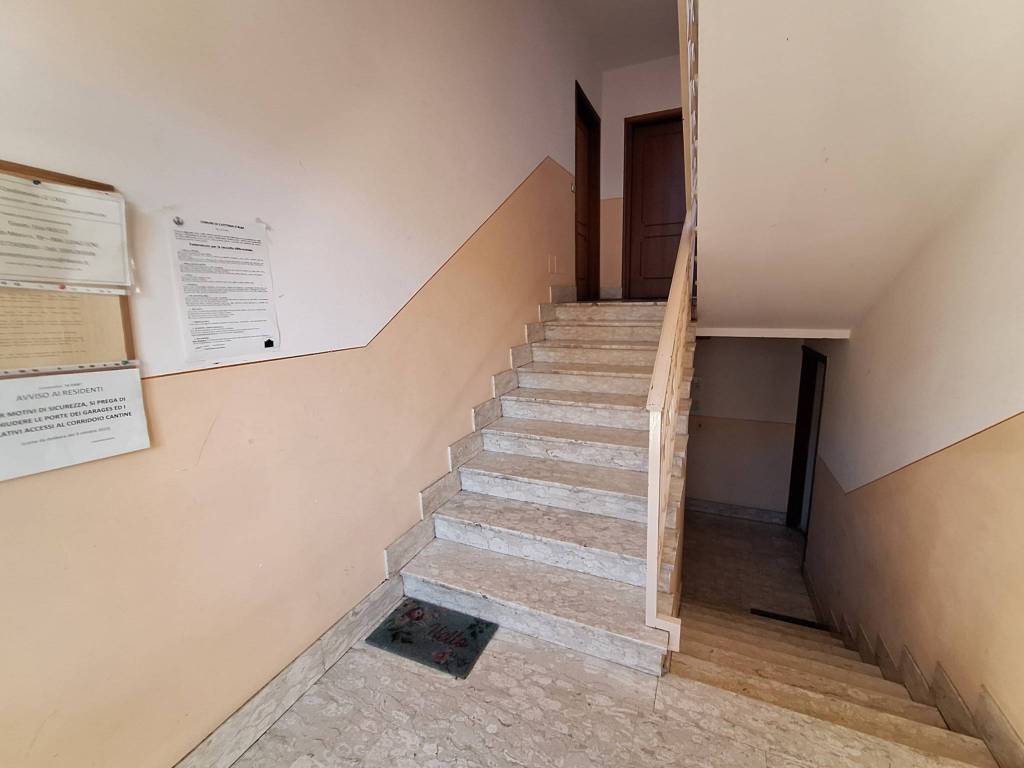 Appartamento a Santa vittoria d'alba in Via Statale, 10 - Foto 4