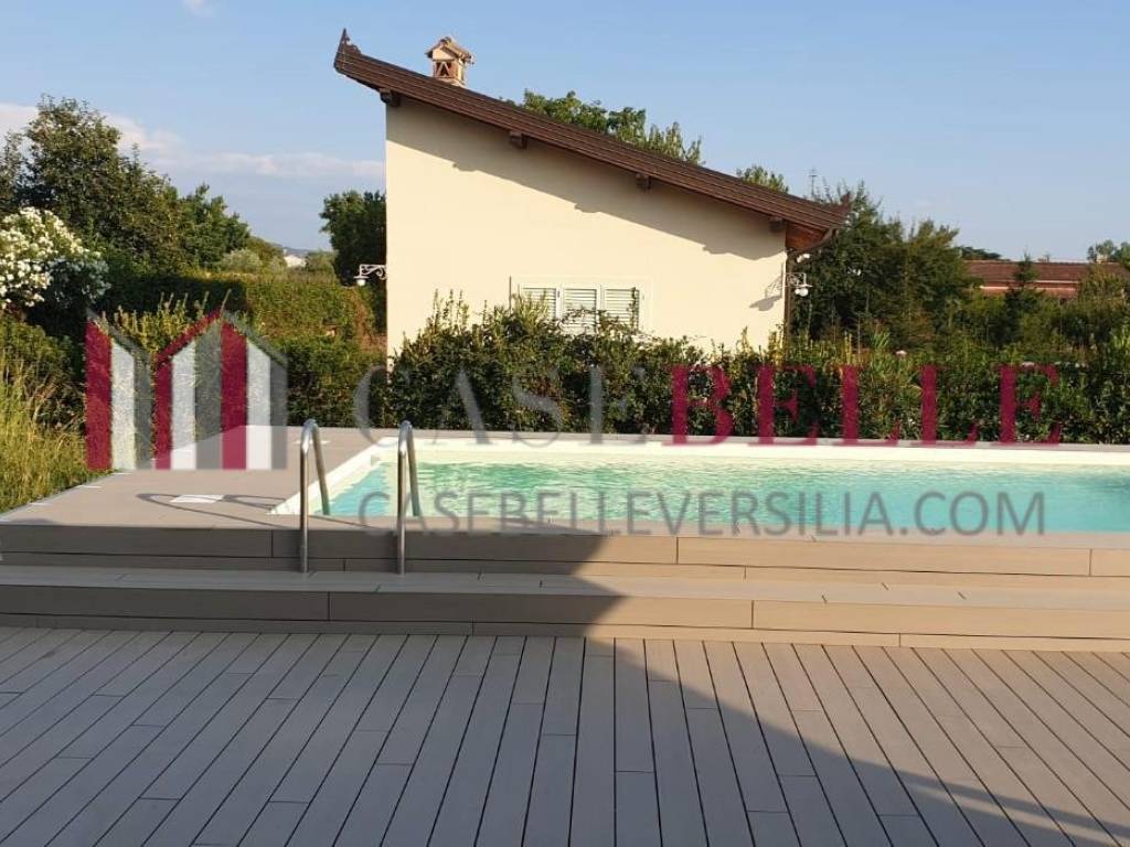 Villa a Seravezza in Via Stroscia, - Foto 2
