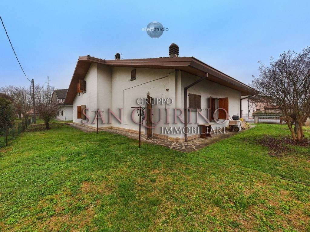 Villa a Novi di modena in Via Silvio Pellico, 6 - Foto 2