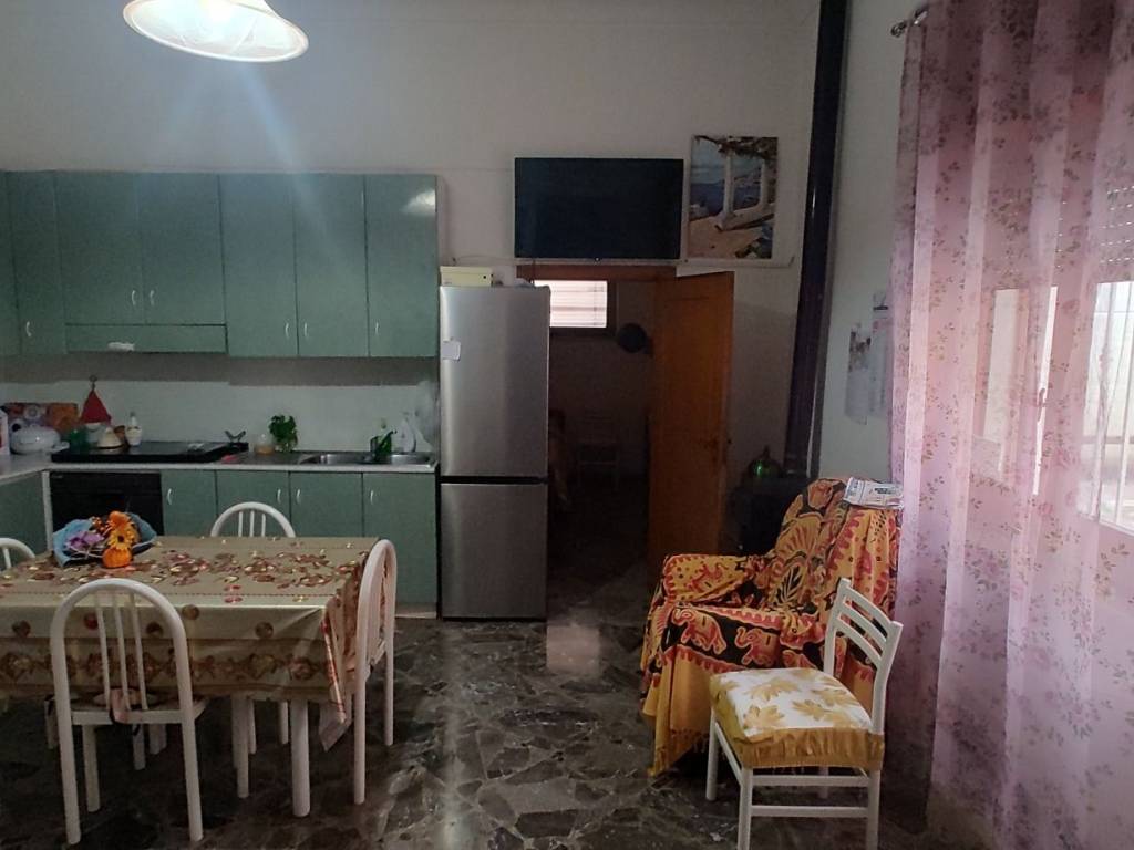 Appartamento a Presicce-acquarica in Via Zara, 80 - Foto 2